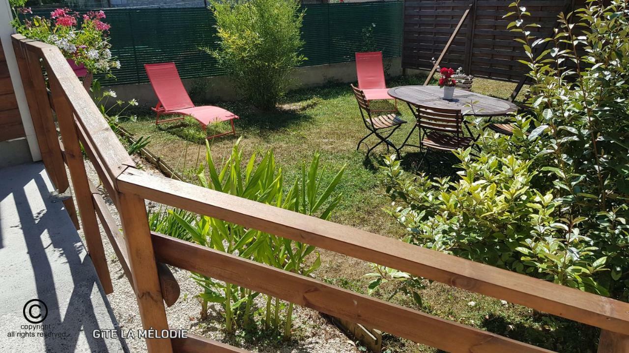 Gite La Melodie Longueville  Exteriér fotografie