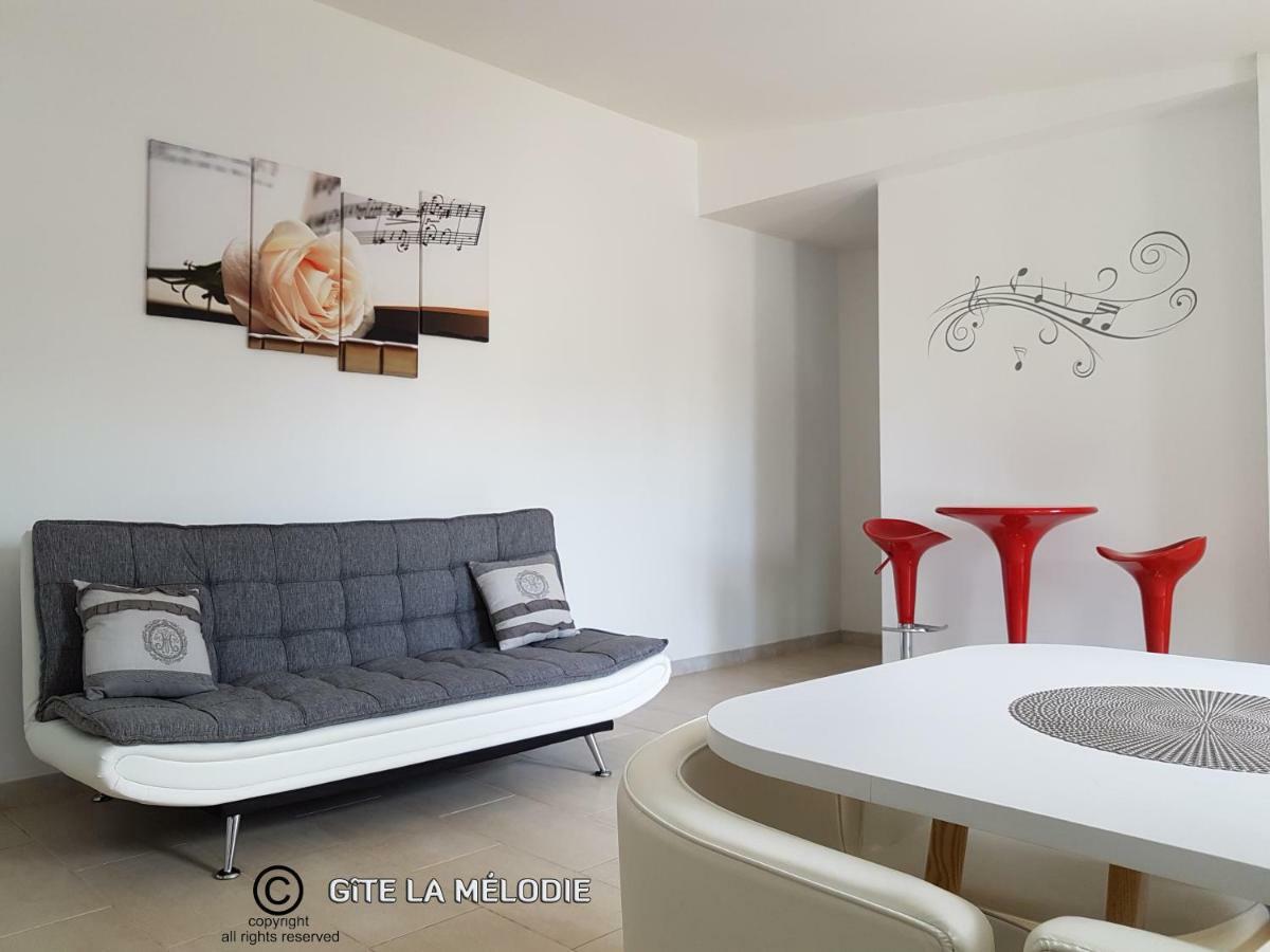 Gite La Melodie Longueville  Exteriér fotografie